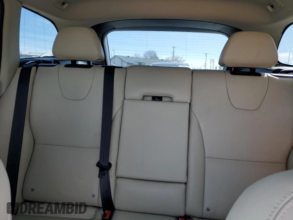 2017 Volvo XC60 Inscription с VIN YV449MRU5H2061796, выставлен на аукционе Copart как лот 47886585 с пробегом 70 722 миль миль и Списание • Salvage title. История ставок и продаж доступна на DreamBid. Изображение 10.