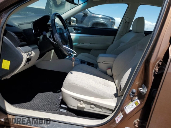 2011 Subaru Legacy Premium z VIN 4S3BMBC67B3255481, wystawiony jako Copart lot #54929305 z przebiegiem 139 216 mil mil oraz Szkoda całkowita • Salvage title. Historia ofert i sprzedaży dostępna na DreamBid. Obrazek 7.