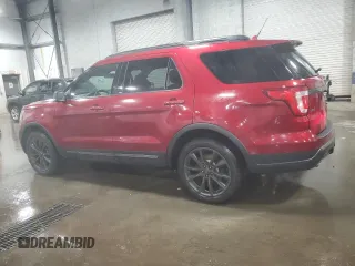 2018 Ford Explorer XLT z VIN 1FM5K8DH0JGC93756, wystawiony jako Copart lot #62513145 z przebiegiem 110 049 mil mil oraz Szkoda całkowita • Salvage title. Historia ofert i sprzedaży dostępna na DreamBid. Obrazek 2.