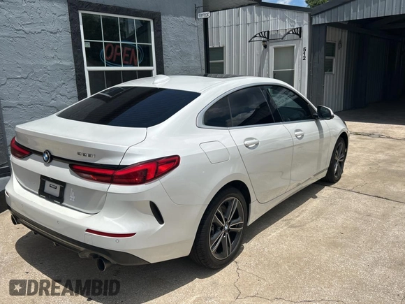 2022 BMW 2 Series 228i with VIN WBA53AK06N7K11876, listed as a Copart auction lot 64324665 with 115,646 mi miles and Clean title. Bid and sale history available at DreamBid. Image 4.