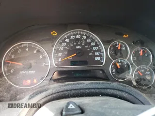 2005 GMC Envoy SLE с VIN 1GKDS13S852264341, выставлен на аукционе Copart как лот 49835015 с пробегом 178 401 миль миль и Списание • Salvage title. История ставок и продаж доступна на DreamBid. Изображение 9.