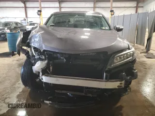 2018 Acura RDX z VIN 5J8TB3H33JL002219, wystawiony jako Copart lot #64990865 z przebiegiem 69 969 mil mil oraz Szkoda całkowita • Salvage title. Historia ofert i sprzedaży dostępna na DreamBid. Obrazek 5.