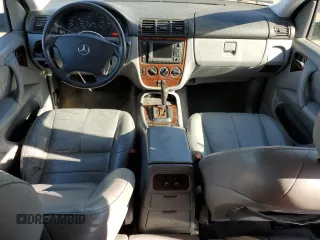 2001 Mercedes-Benz M 320/430/500 z VIN 4JGAB54E91A274807, wystawiony jako Copart lot #50099165 z przebiegiem 250 220 mil mil oraz Szkoda całkowita • Salvage title. Historia ofert i sprzedaży dostępna na DreamBid. Obrazek 8.