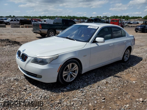 2009 BMW 5 Series 528i with VIN WBANU53579C120532, listed as a Copart auction lot 54745385 with 200,789 mi miles and Clean Title. Bid and sale history available at carsss.com. Image 1.