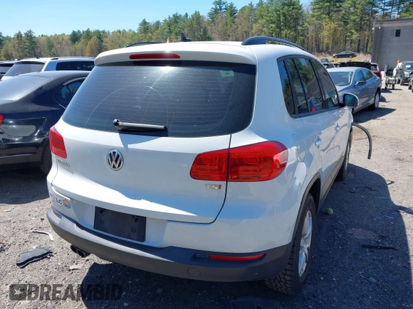 2017 Volkswagen Tiguan S with VIN WVGAV7AX7HW501935, listed as a IAAI auction lot 42138691 with 89,712 mi miles and . Bid and sale history available at DreamBid. Image 4.