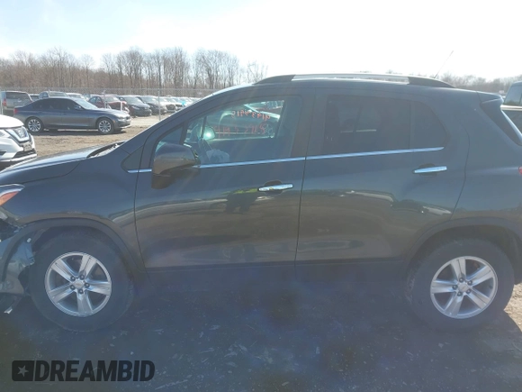 2017 Chevrolet Trax LT with VIN KL7CJPSB5HB211919, listed as a IAAI auction lot 41933915 with 92,915 mi miles and . Bid and sale history available at carsss.com. Image 14.