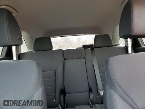 2019 Kia Sorento S with VIN 5XYPG4A51KG573210, listed as a Copart auction lot 49276015 with 100,989 mi miles and Salvage Title. Bid and sale history available at carsss.com. Image 10.