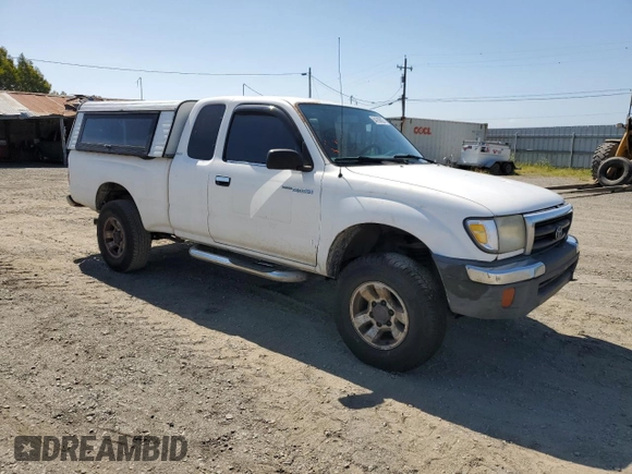 1999 Toyota Tacoma PreRunner with VIN 4TASN92N8XZ465120, listed as a Copart auction lot 54786825 with 320,970 mi miles and Salvage title. Bid and sale history available at DreamBid. Image 4.