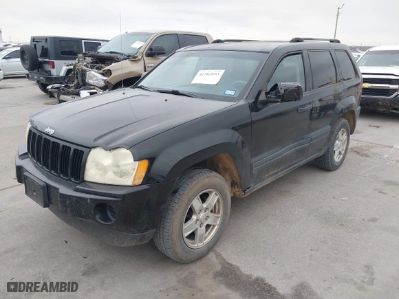 2006 Jeep Grand Cherokee Laredo with VIN 1J4GS48KX6C322538, listed as a IAAI auction lot 41282093 with 176,901 mi miles. Bid and sale history available at carsss.com. Image 2.