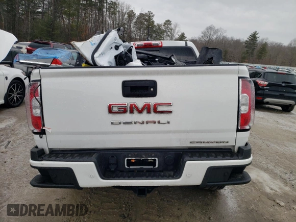2021 GMC Canyon 4WD Denali with VIN 1GTG6EEN5M1146182, listed as a Copart auction lot 45805015 with 0 mi miles and Salvage Title. Bid and sale history available at carsss.com. Image 6.