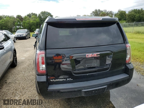 2020 GMC Yukon XL SLT with VIN 1GKS1GKC5LR122959, listed as a Copart auction lot 74590394 with 0 mi miles and Non Repairable. Bid and sale history available at carsss.com. Image 6.