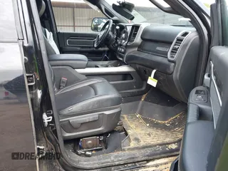 2021 Ram 2500 Big Horn with VIN 3C6UR5DL7MG695398, listed as a IAAI auction lot 41600978 with 48,792 mi miles. Bid and sale history available at carsss.com. Image 5.