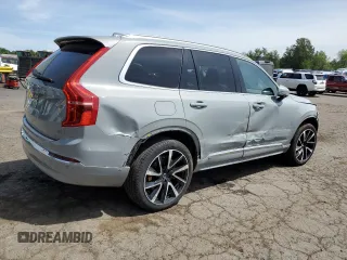 2024 Volvo XC90 Plus Bright Theme z VIN YV4062JE6R1181548, wystawiony jako Copart lot #57970905 z przebiegiem Nie podano mil oraz Czysty tytuł • Clean title. Historia ofert i sprzedaży dostępna na DreamBid. Obrazek 3.