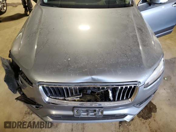 2020 Volvo XC90 Momentum with VIN YV4A221K6L1565925, listed as a Copart auction lot 82684524 with 82,367 mi miles and Salvage Title. Bid and sale history available at DreamBid. Image 12.
