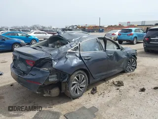 2020 Honda Insight Touring with VIN 19XZE4F94LE006918, listed as a IAAI auction lot 41777662 with Not Provided miles and . Bid and sale history available at carsss.com. Image 4.