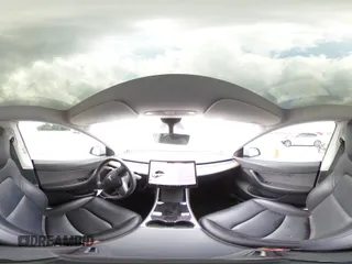 2020 Tesla Model Y Long Range z VIN 5YJYGDEE7LF010461, wystawiony jako Copart lot #55184315 z przebiegiem 88 285 mil mil oraz Szkoda całkowita • Salvage title. Historia ofert i sprzedaży dostępna na DreamBid. Obrazek 14.