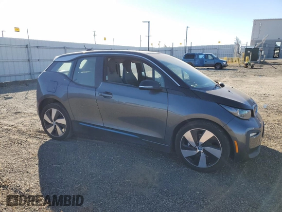 2019 BMW i3 with VIN WBY8P2C51K7E47921, listed as a Copart auction lot 79362334 with 17,375 mi miles and Salvage Title. Bid and sale history available at carsss.com. Image 4.