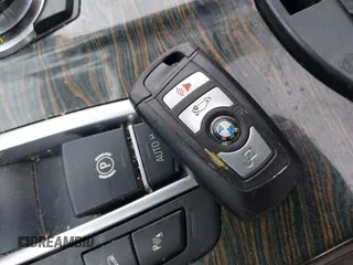 2014 BMW X3 xDrive28i with VIN 5UXWX9C51E0D28246, listed as a IAAI auction lot 41901264 with 177,651 mi miles and . Bid and sale history available at DreamBid. Image 11.