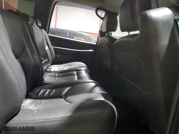 2007 Chevrolet Silverado 3500 SRW Wrk Trk with VIN 1GCHK33D77F122424, listed as a Copart auction lot 44117825 with 232,752 mi miles and Salvage Title. Bid and sale history available at carsss.com. Image 10.
