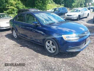 2014 Volkswagen Jetta TDI w/Premium/Nav with VIN 3VWLL7AJ3EM232789, listed as a IAAI auction lot 42737539 with 60,263 mi miles and . Bid and sale history available at DreamBid. Image 1.