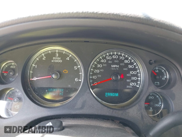 2008 GMC Sierra Denali z VIN 2GTEK638881272803, wystawiony jako IAAI lot #42269401 z przebiegiem 239 033 mil mil oraz . Historia ofert i sprzedaży dostępna na DreamBid. Obrazek 7.