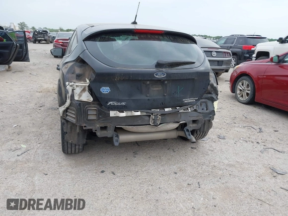 2015 Ford Focus Titanium с VIN 1FADP3N25FL374402, выставлен на аукционе IAAI как лот 42036678 с пробегом 85 785 миль миль и . История ставок и продаж доступна на DreamBid. Изображение 6.