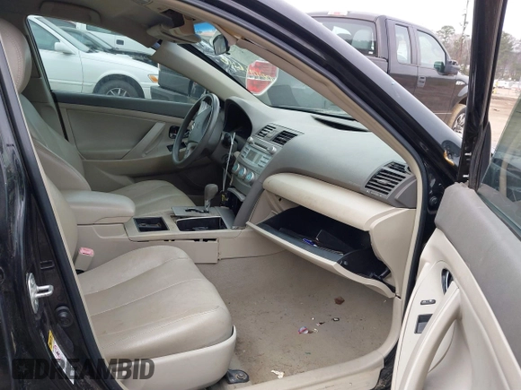 2009 Toyota Camry with VIN 4T1BE46K29U795323, listed as a IAAI auction lot 41503607 with 208,065 mi miles and . Bid and sale history available at DreamBid. Image 5.