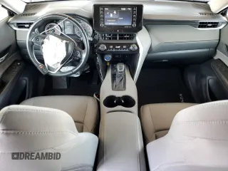 2022 Toyota Venza LE with VIN JTEAAAAH6NJ090957, listed as a Copart auction lot 62694634 with 57,212 mi miles and Salvage Title. Bid and sale history available at carsss.com. Image 8.