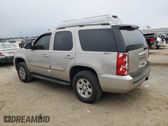 2008 GMC Yukon SLE w/3SA with VIN 1GKFC13C78R275471, listed as a Copart auction lot 74459144 with 156,744 mi miles and Salvage Title. Bid and sale history available at carsss.com. Image 2.