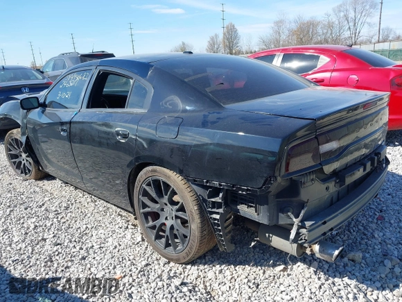 2015 Dodge Charger SRT Hellcat z VIN 2C3CDXL99FH860606, wystawiony jako IAAI lot #38994683 z przebiegiem 33 726 mil mil oraz . Historia ofert i sprzedaży dostępna na DreamBid. Obrazek 3.