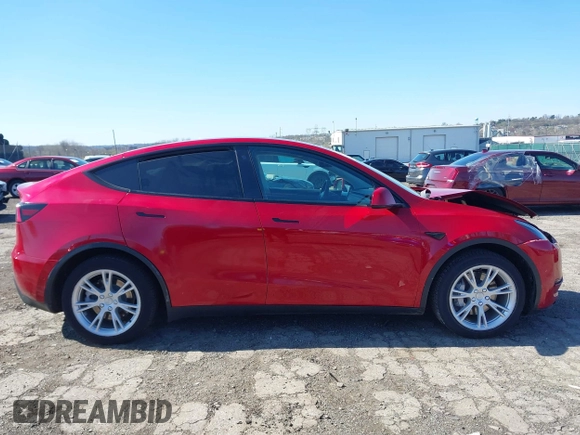 2021 Tesla Model Y Standard Range with VIN 5YJYGDED1MF111410, listed as a IAAI auction lot 41942323 with 24,836 mi miles. Bid and sale history available at carsss.com. Image 12.