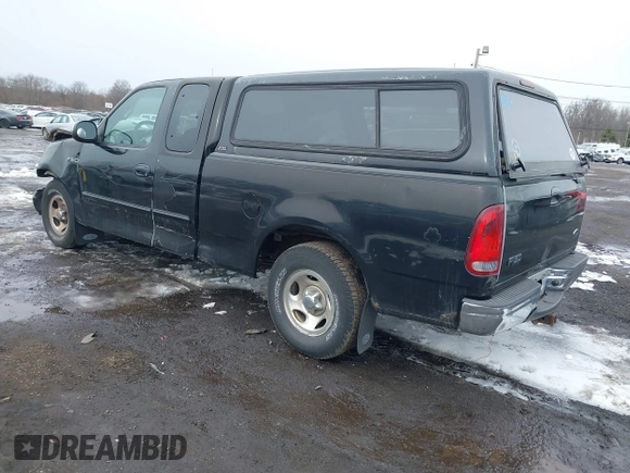 2001 Ford F-150 XL z VIN 1FTZX17201NB75918, wystawiony jako IAAI lot #41541039 z przebiegiem 225 005 mil mil oraz . Historia ofert i sprzedaży dostępna na DreamBid. Obrazek 3.