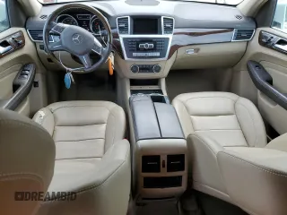 2012 Mercedes-Benz M 350 with VIN 4JGDA2EB1CA023995, listed as a Copart auction lot 48662385 with 121,703 mi miles and Clean Title. Bid and sale history available at DreamBid. Image 8.