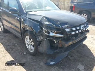 2017 Volkswagen Tiguan S with VIN WVGBV7AX9HK039244, listed as a IAAI auction lot 42050325 with 70,828 mi miles and . Bid and sale history available at DreamBid. Image 17.