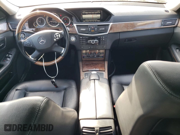2013 Mercedes-Benz E 350 Luxury with VIN WDDHF8JB3DA680000, listed as a Copart auction lot 54690675 with 209,987 mi miles and Salvage Title. Bid and sale history available at DreamBid. Image 8.