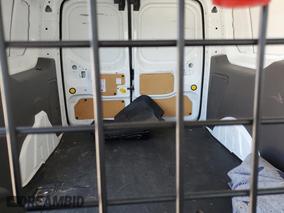 2019 Ford Transit Connect XLT z VIN NM0LS7F29K1395461, wystawiony jako Copart lot #46582055 z przebiegiem 110 535 mil mil oraz Szkoda całkowita • Salvage title. Historia ofert i sprzedaży dostępna na DreamBid. Obrazek 10.