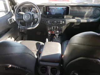 2024 Jeep Wrangler Rubicon with VIN 1C4RJXR69RW132849, listed as a Copart auction lot 48237325 with 18,725 mi miles and Salvage Title. Bid and sale history available at DreamBid. Image 8.