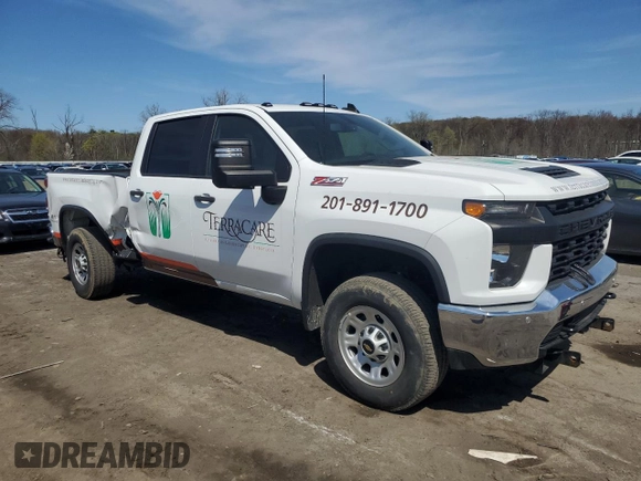 2021 Chevrolet Silverado 3500HD Work Truck with VIN 1GC4YSE73MF104450, listed as a Copart auction lot 54044285 with 38,651 mi miles and Salvage title. Bid and sale history available at DreamBid. Image 4.