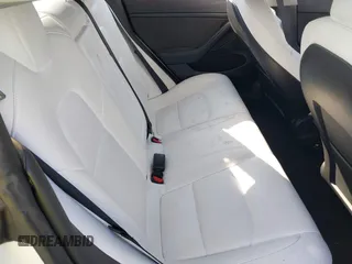 2022 Tesla Model 3 with VIN 5YJ3E1EA4NF319237, listed as a IAAI auction lot 41263761 with 44,384 mi miles and . Bid and sale history available at DreamBid. Image 8.