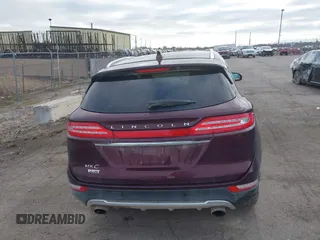 2019 Lincoln MKC Select with VIN 5LMCJ2D93KUL21128, listed as a IAAI auction lot 41810836 with 82,020 mi miles and . Bid and sale history available at DreamBid. Image 16.