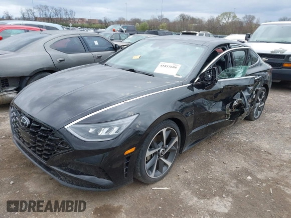2021 Hyundai Sonata SEL Plus with VIN 5NPEJ4J21MH111126, listed as a IAAI auction lot 41833686 with 35,479 mi miles and . Bid and sale history available at DreamBid. Image 18.