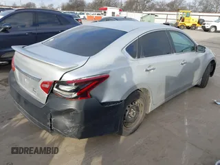 2017 Nissan Altima SL with VIN 1N4AL3AP6HC123908, listed as a IAAI auction lot 41670999 with 90,846 mi miles and . Bid and sale history available at DreamBid. Image 4.