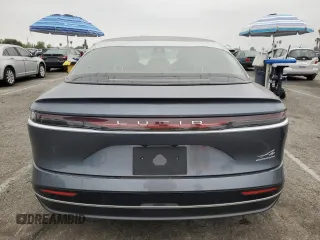 2025 Lucid Air Touring z VIN 50EA1TEA6SA006821, wystawiony jako Copart lot #53298645 z przebiegiem 470 mil mil oraz Szkody całkowita. Historia ofert i sprzedaży dostępna na DreamBid. Obrazek 6.
