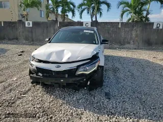 2019 Kia Optima SX with VIN 5XXGW4L29KG367000, listed as a Copart auction lot 72191104 with 103,364 mi miles and Salvage Title. Bid and sale history available at carsss.com. Image 10.