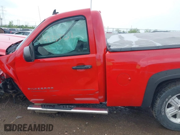 2013 Chevrolet Silverado 1500 LT with VIN 1GCNKSE07DZ108797, listed as a IAAI auction lot 42137251 with Not Provided miles and . Bid and sale history available at DreamBid. Image 15.