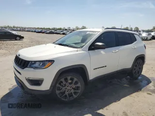 2021 Jeep Compass 80th Anniversary z VIN 3C4NJCEB3MT538389, wystawiony jako Copart lot #53240985 z przebiegiem 29 645 mil mil oraz Szkoda całkowita • Salvage title. Historia ofert i sprzedaży dostępna na DreamBid. Obrazek 1.