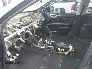 2013 Nissan Pathfinder SL с VIN 5N1AR2MM9DC665451, выставлен на аукционе IAAI как лот 42162875 с пробегом Не указан миль и . История ставок и продаж доступна на DreamBid. Изображение 6.