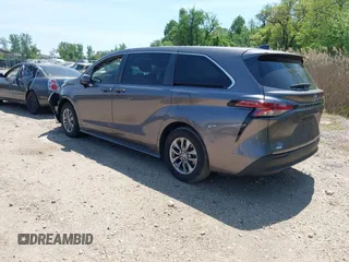 2021 Toyota Sienna LE with VIN 5TDKSKFC4MS004345, listed as a IAAI auction lot 42145140 with 103,544 mi miles and . Bid and sale history available at DreamBid. Image 3.