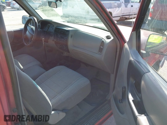 1997 Ford Ranger XLT with VIN 1FTCR10A5VPB61024, listed as a IAAI auction lot 41665439 with 167,187 mi miles. Bid and sale history available at carsss.com. Image 5.