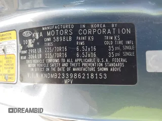 2008 Kia Sedona LX with VIN KNDMB233986218153, listed as a IAAI auction lot 41671096 with 144,933 mi miles. Bid and sale history available at carsss.com. Image 9.